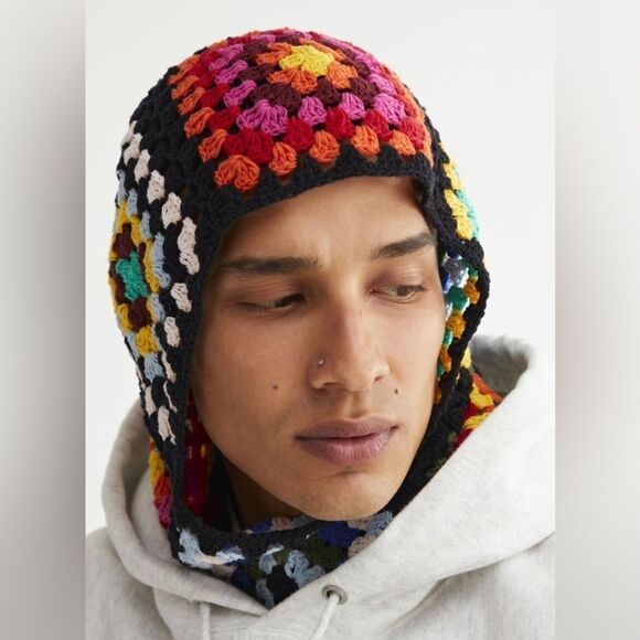 UO Urban Outfitters Balaclava hood in a flower crochet fabrication